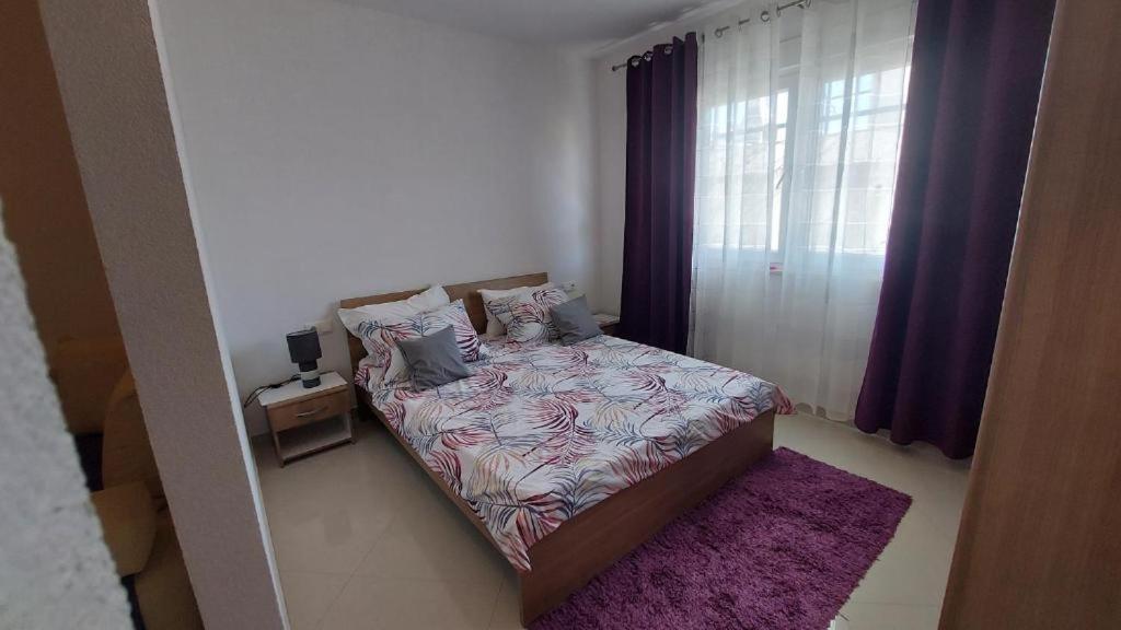 Apartments Mestral Baška Voda Eksteriør bilde