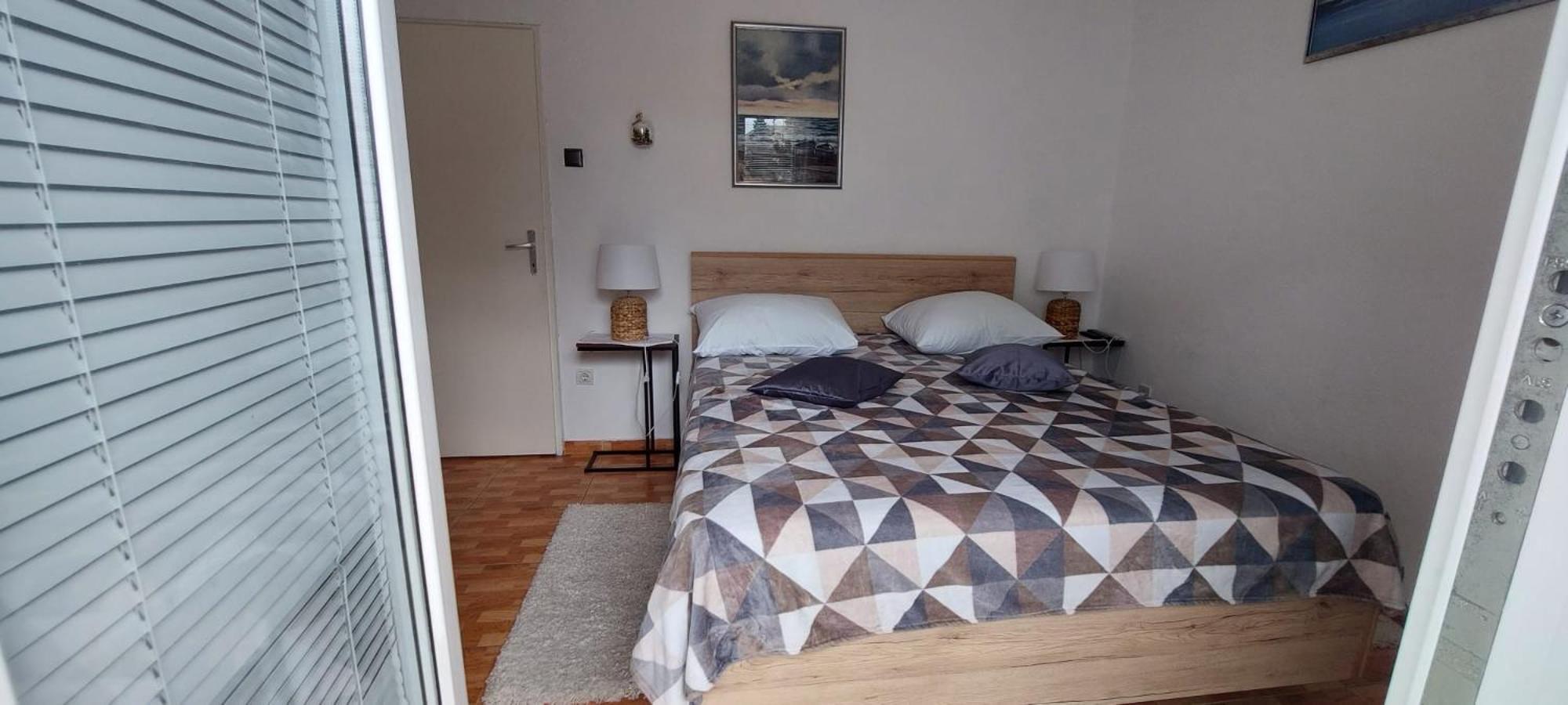 Apartments Mestral Baška Voda Eksteriør bilde