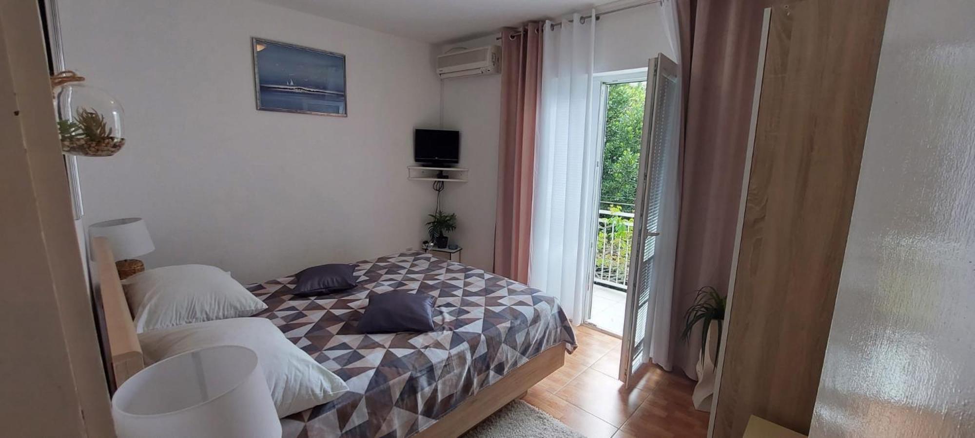 Apartments Mestral Baška Voda Eksteriør bilde