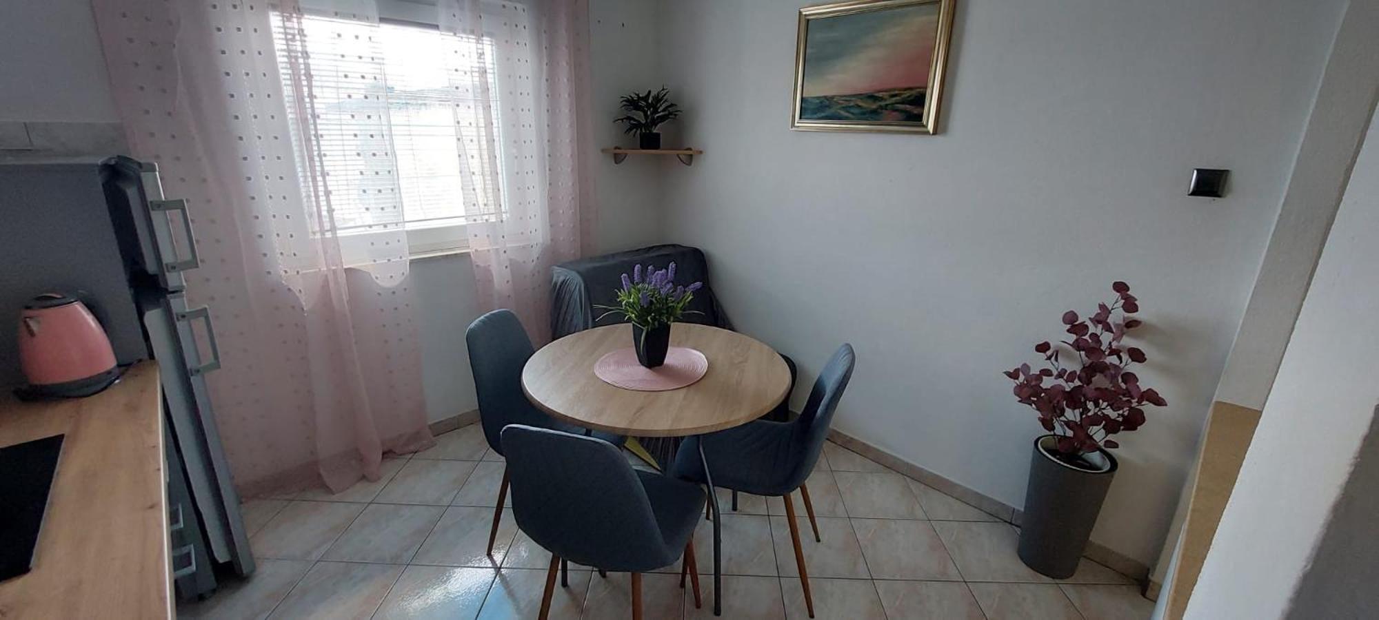 Apartments Mestral Baška Voda Eksteriør bilde