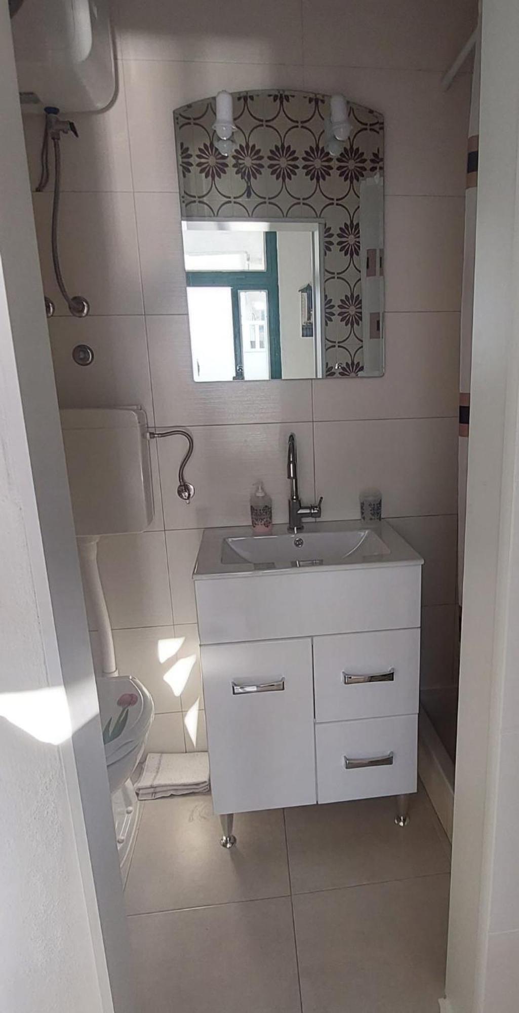 Apartments Mestral Baška Voda Eksteriør bilde